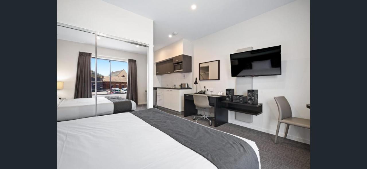 Quest Maitland Aparthotel Exterior photo